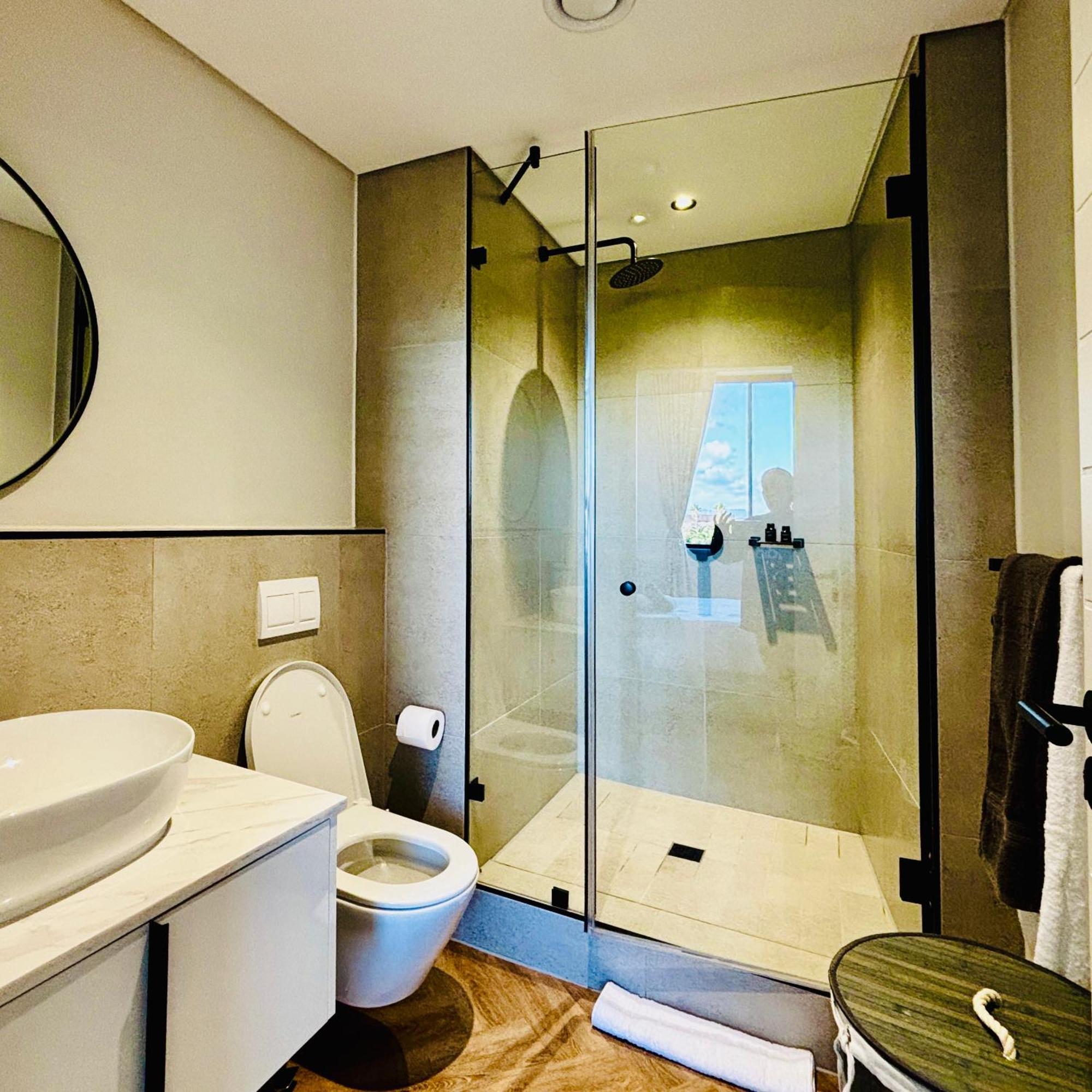 Zals Luxury -on Park Century