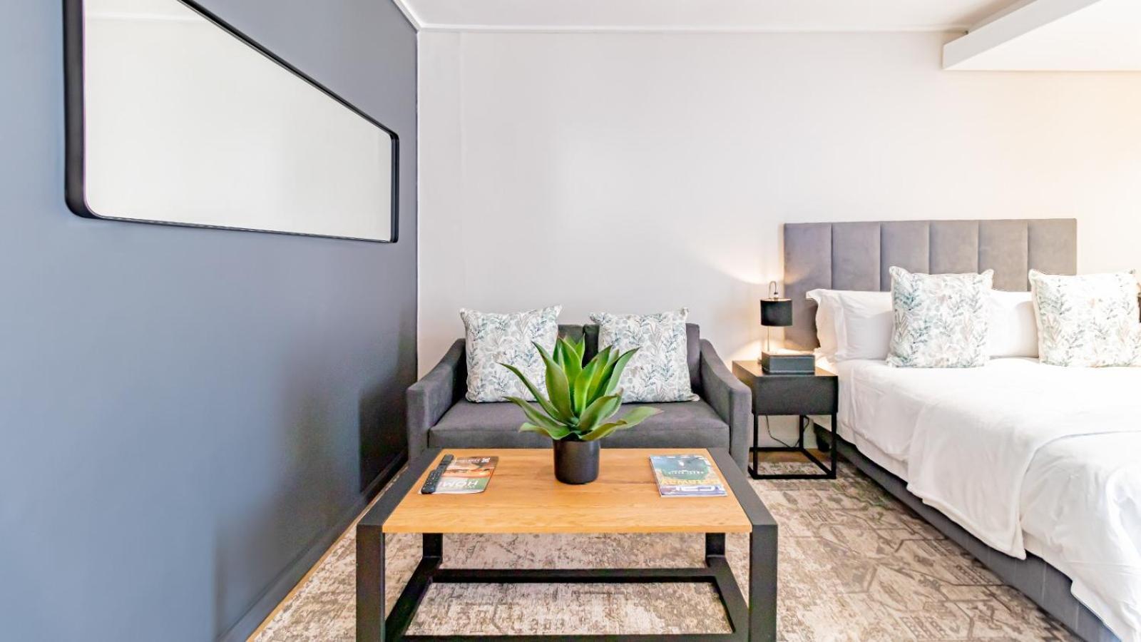 Zals Luxury -on Park Century